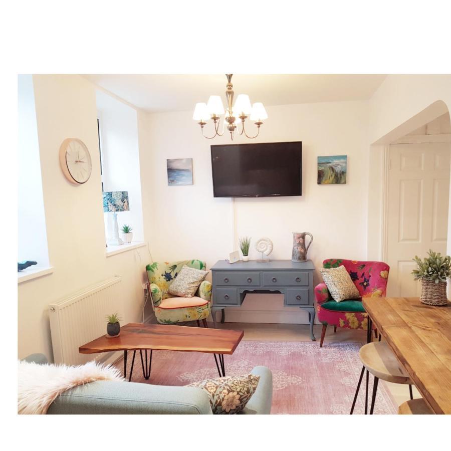 St Ives Apartment Private Parking With Garden 10 Minute Walk Into Town And Beach Bagian luar foto