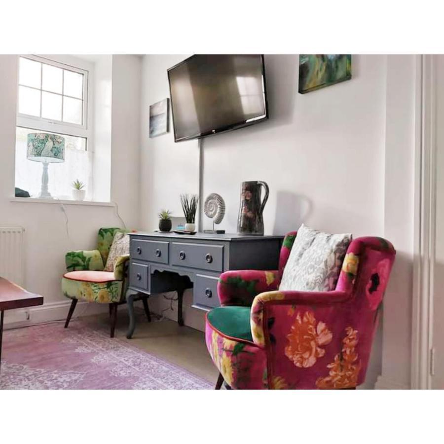 St Ives Apartment Private Parking With Garden 10 Minute Walk Into Town And Beach Bagian luar foto