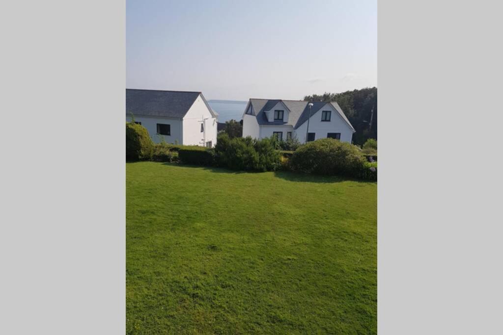 St Ives Apartment Private Parking With Garden 10 Minute Walk Into Town And Beach Bagian luar foto