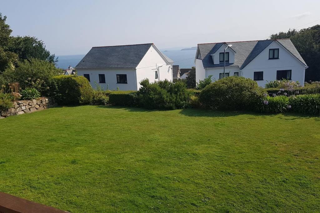 St Ives Apartment Private Parking With Garden 10 Minute Walk Into Town And Beach Bagian luar foto