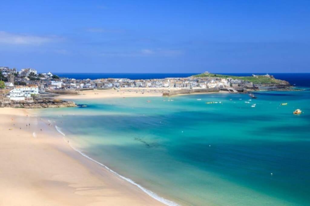 St Ives Apartment Private Parking With Garden 10 Minute Walk Into Town And Beach Bagian luar foto